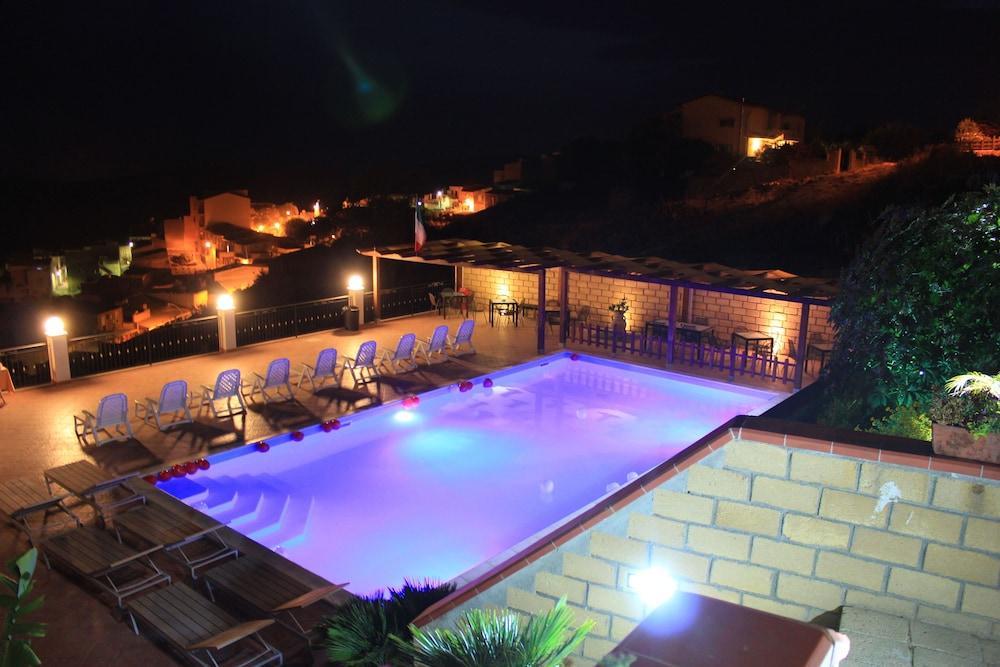 Bed & Breakfast Montemare 3*